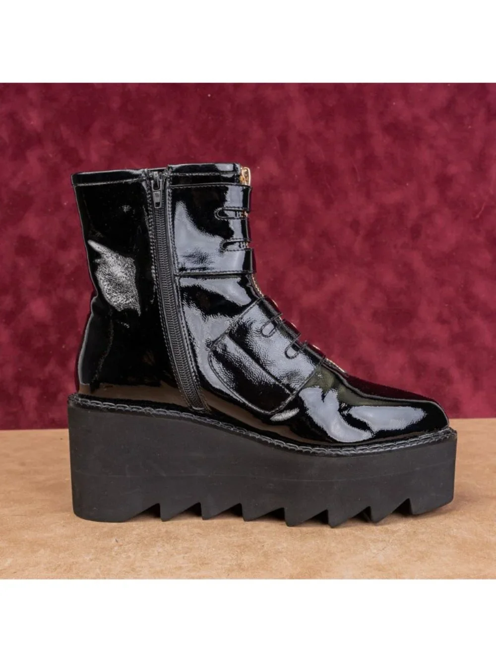 Jeffrey Campbell Wmn Party Stempunk Gothic Patent Leather Platform Boots 8.5